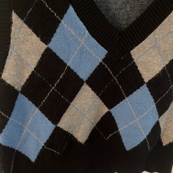 Garage Sweater Vest - Picture 3 of 4